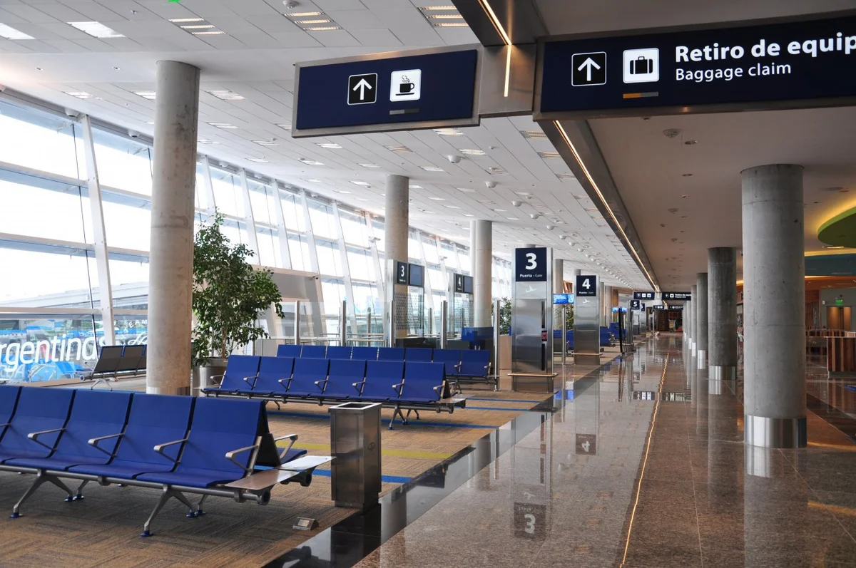 JORGE NEWBERY INTERNATIONAL AIRPORT